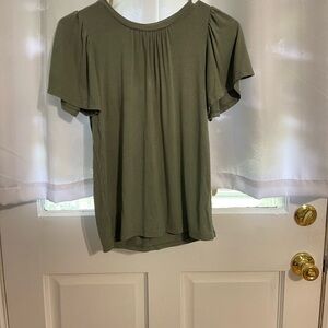 LOFT Green Pleated Flutter Sleeve Blouse